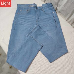 Light wash pant