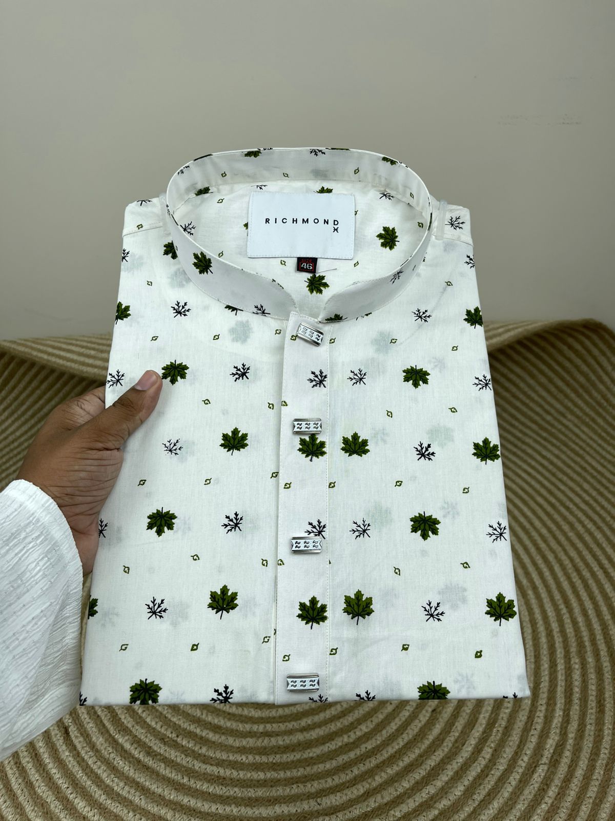 অলিভ গ্রিন ঝড়া পাতা প্রিন্ট পাঞ্জাবি